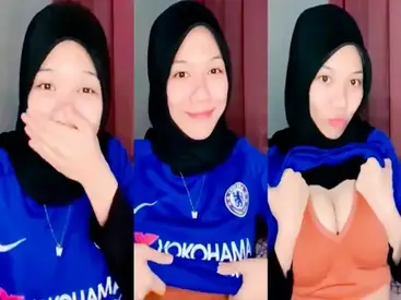 Bokep Indo Maya Alissa Hijab Baju Chelsea poster