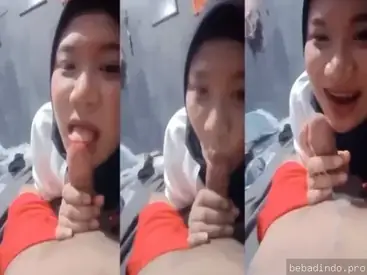 Bokep Jilbab Adik Manis Pertama Kali Ketagihan Lumer Hot poster