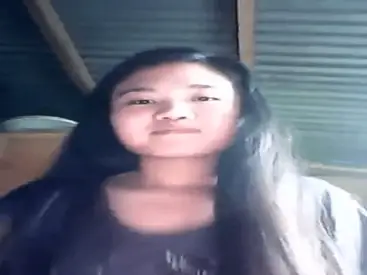 Video Siswi SMP Doyan Show Toket Di Webcam poster